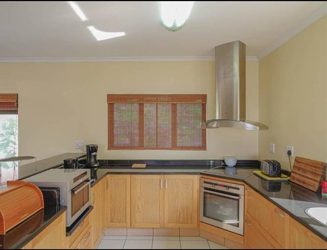 3 BEDROOM DUPLEX FOR SALE IN BLUFF